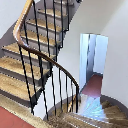 Champs Elysees - Premium Family For 5 * Paříž