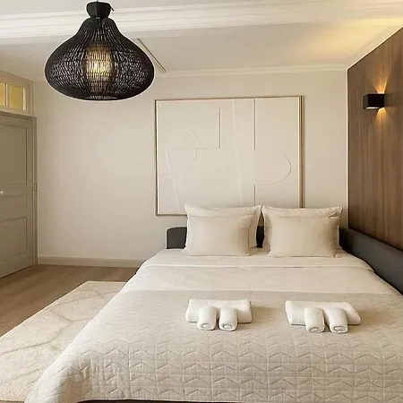 Apartmán Champs Elysees - Premium Family For 5 *