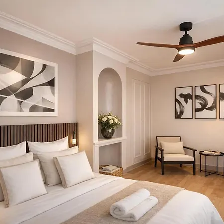 Champs Elysees - Premium Family For 5