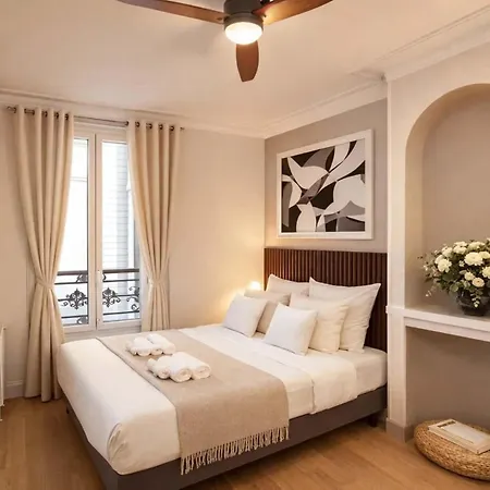 Champs Elysees - Premium Family For 5 Διαμέρισμα *
