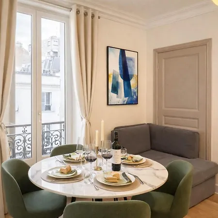Apartment Champs Elysees - Premium Family For 5