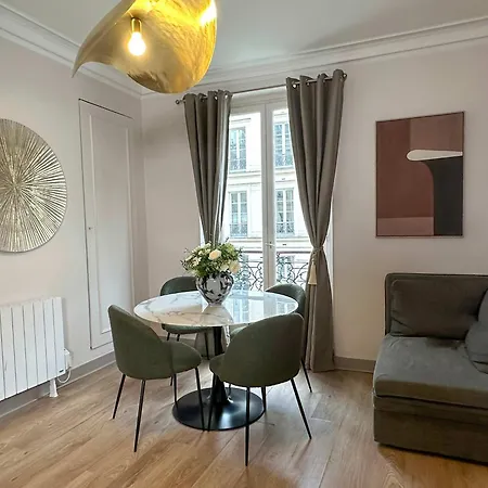 Parisian Family Flat * Paris